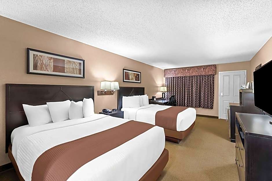 Heartland Inn & Suites, SureStay Collection by Best Western