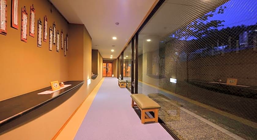 Wakamatsuya                                                                                     