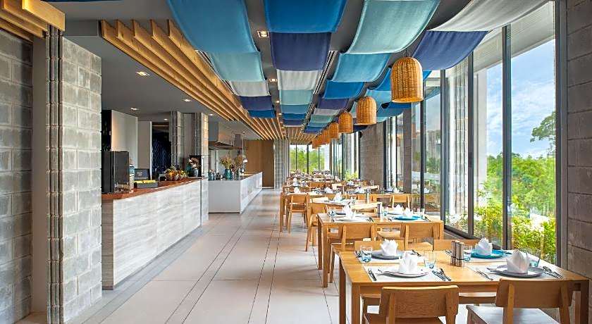 Cross Pattaya Oceanphere