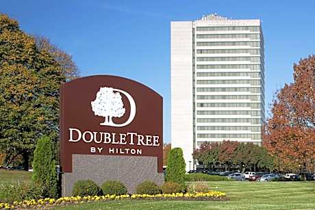 DoubleTree By Hilton Kansas City Overland Park