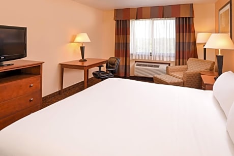 One King Bed Business Suite