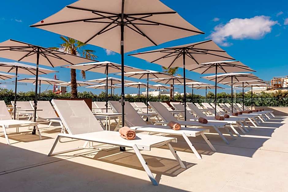 The Londoner Hotel St. Julian's