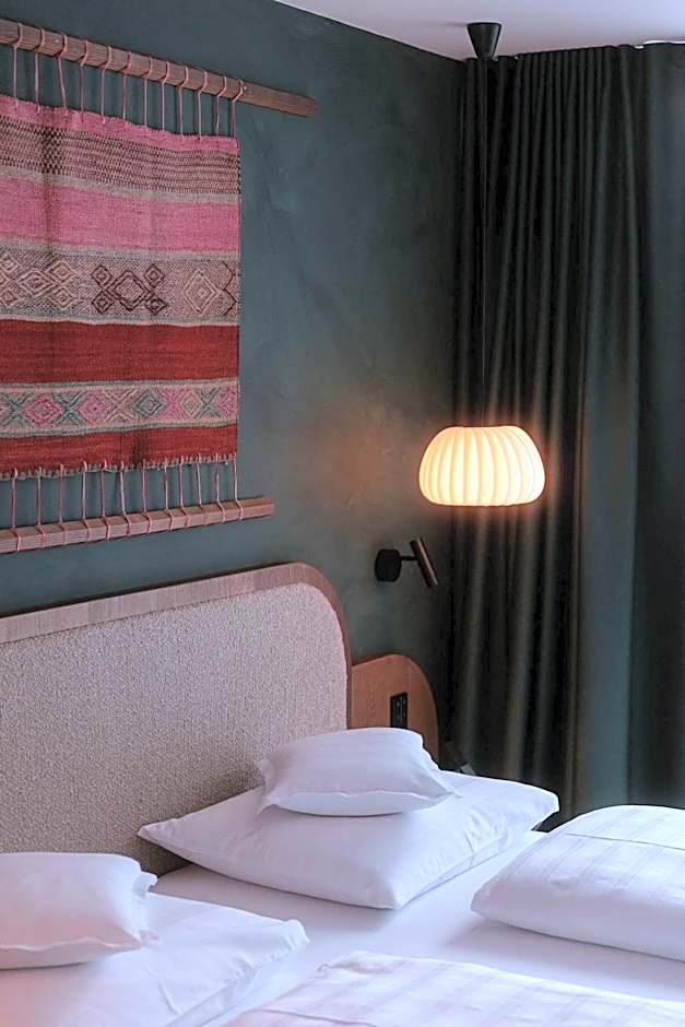 New Hotel Kristberg in Lech with SPA, outdoor pool and view