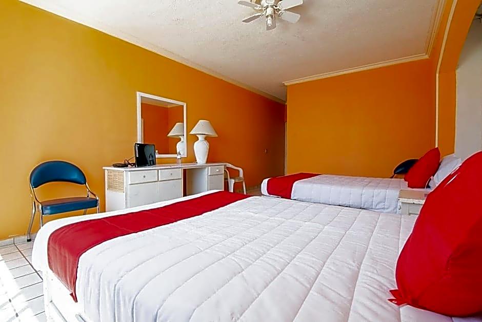 OYO Hotel Casino Del Valle