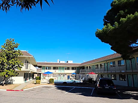 Motel 9 Las Cruces