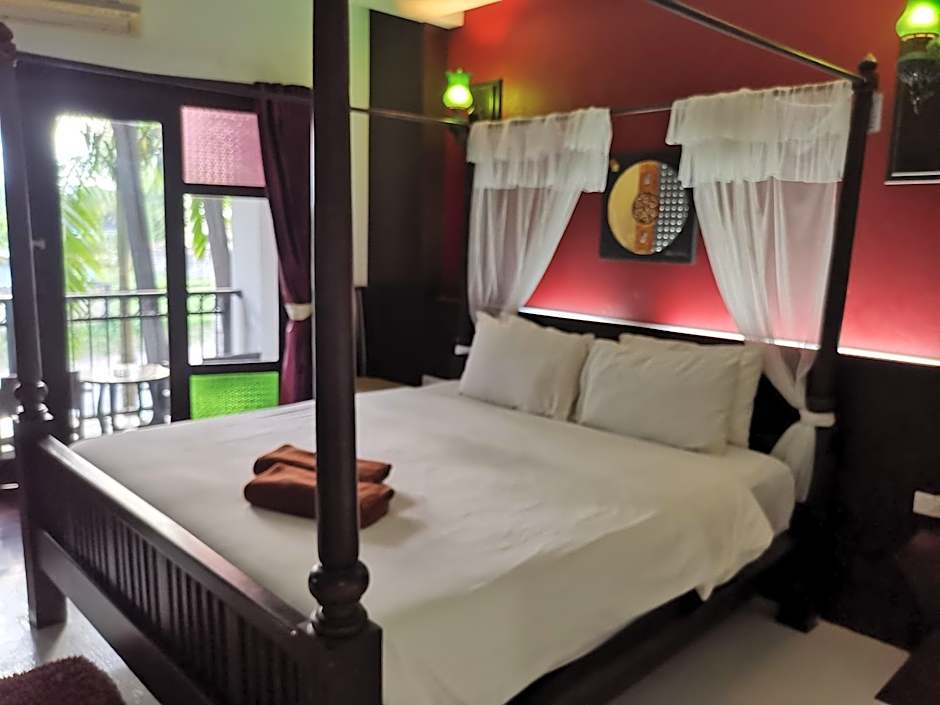 Dee Andaman Hotel
