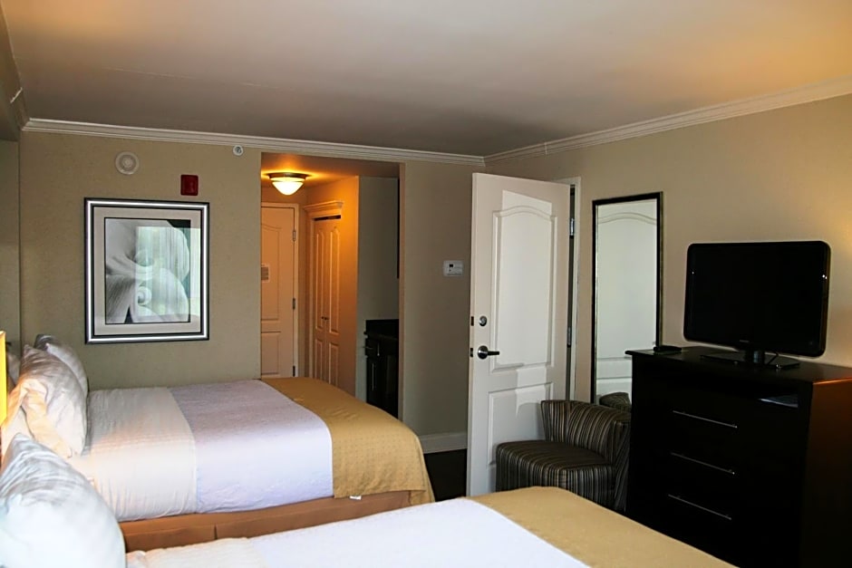 Holiday Inn Macon North By IHG