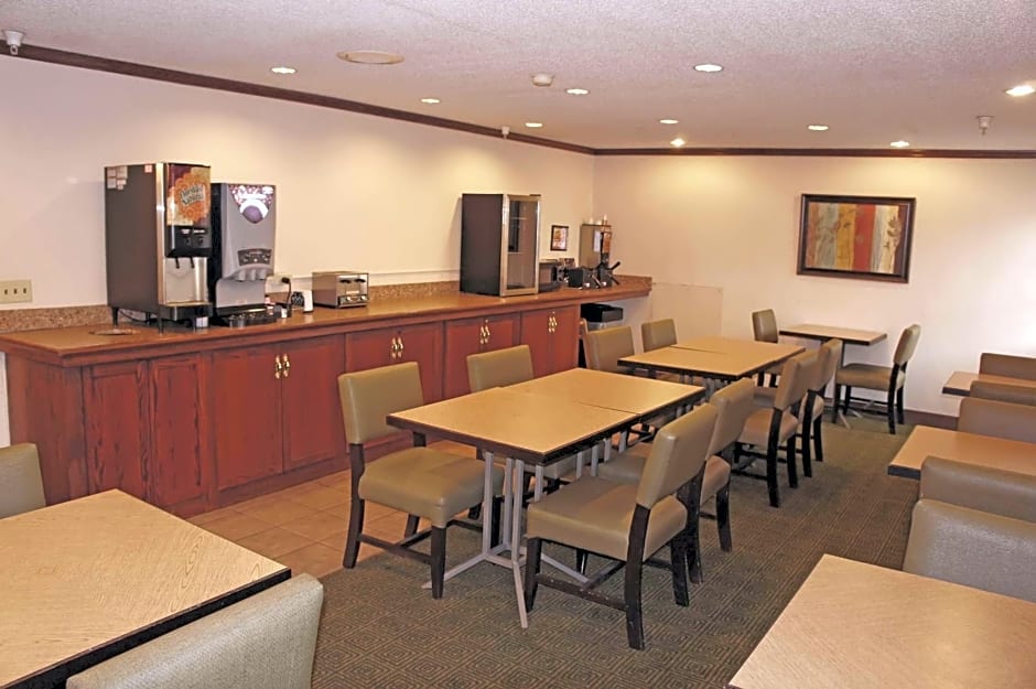La Quinta Inn by Wyndham Omaha Southwest
