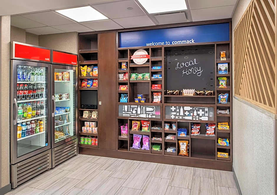 Hampton Inn By Hilton Long Island/Commack