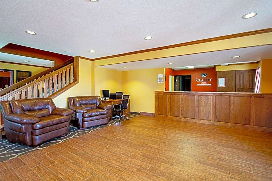 Quality Inn Huron