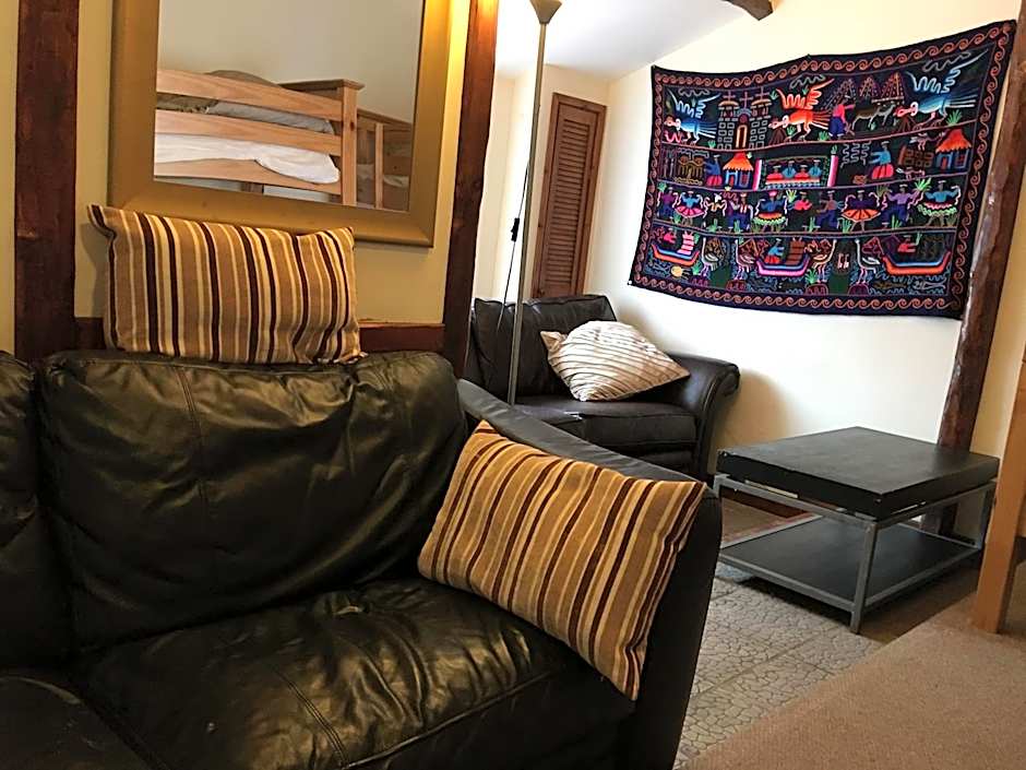 Pantyrathro International Hostel