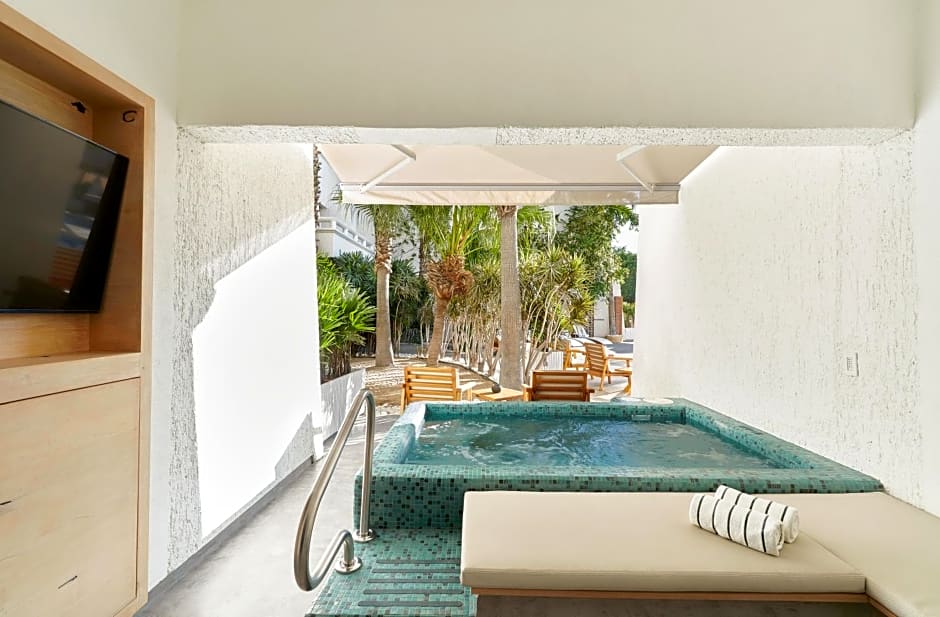 Bahia Hotel And Beach Club