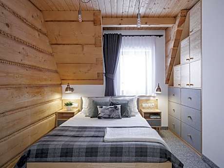 One-Bedroom Apartment - Annex