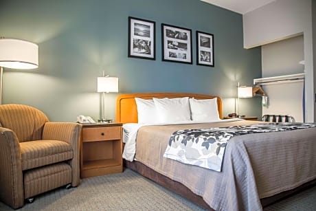 Sleep Inn And Suites Davenport
