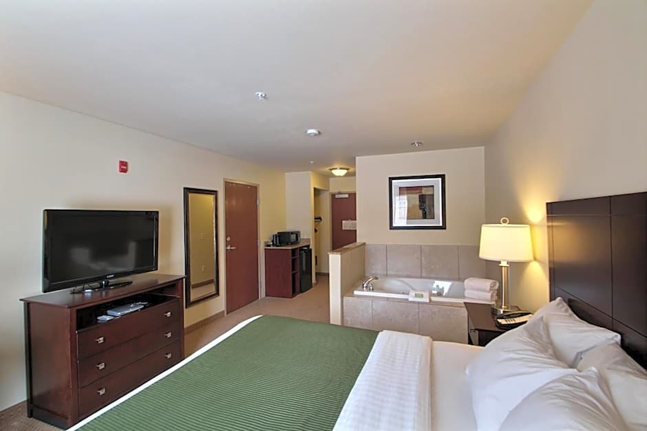 Cobblestone Inn & Suites - Brillion