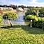 2 bed chalet Greatstone, New Romney sands holiday village 2mins from beach