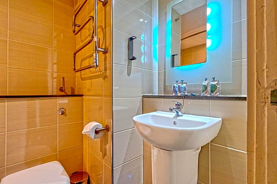 Manchester Airport Stanley Hotel by Belvilla