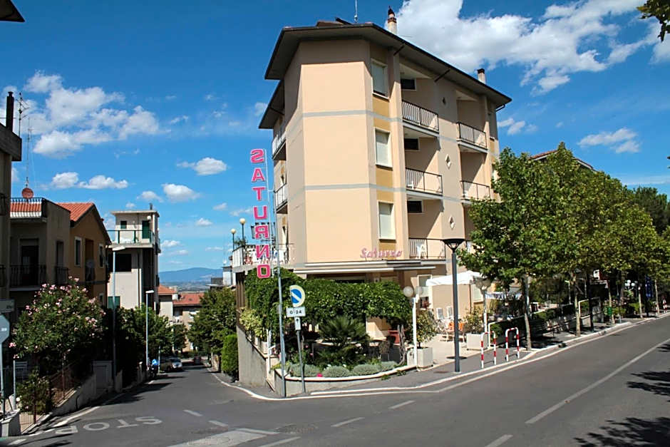 Hotel Saturno