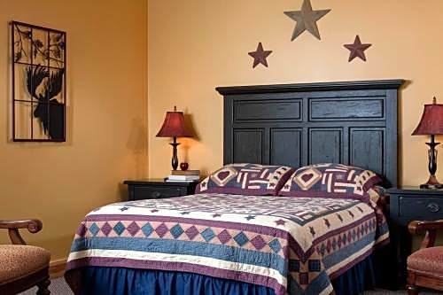 Colonial Inn