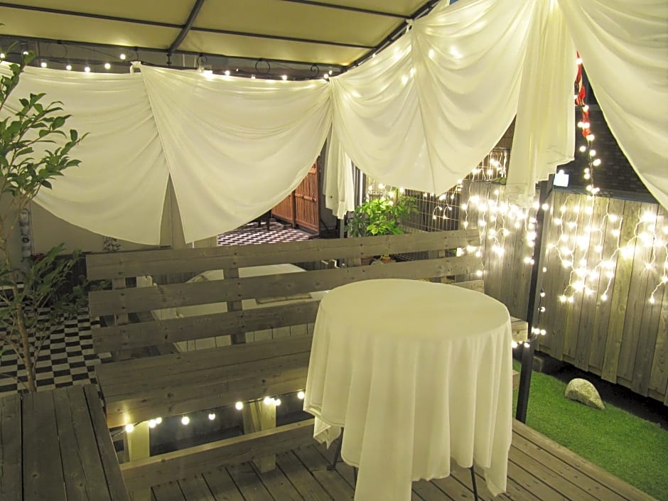 Dyeing and Hostel Nakashimaya - Female only