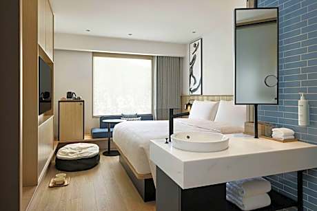 Dog Friendly, Guest Room, 1 King