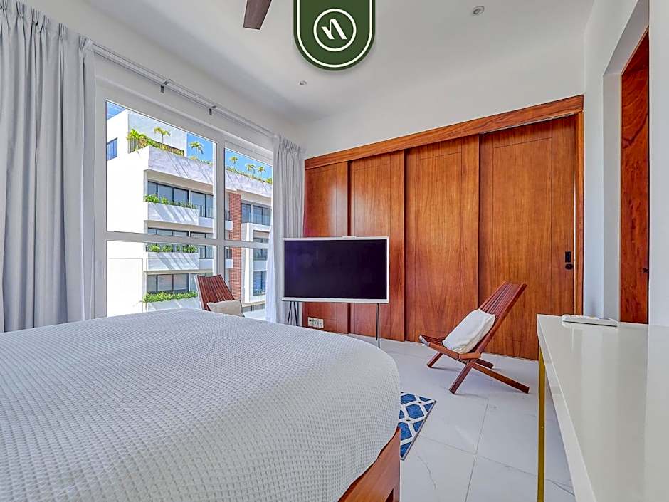 Great Design 1BR Condo - Rooftop pool