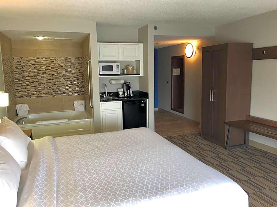 Holiday Inn Express and Suites Quakertown - Allentown Area By IHG