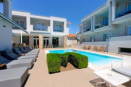 Metsikas Residence