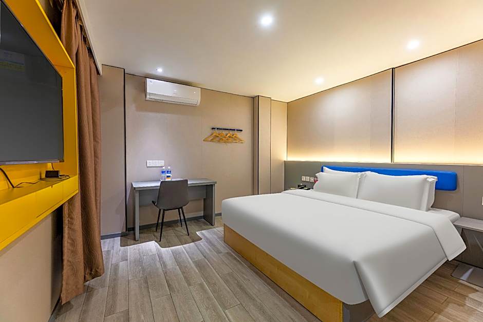 7 Days Inn Wuhan Huquan Street Yangjiawan Metro Station
