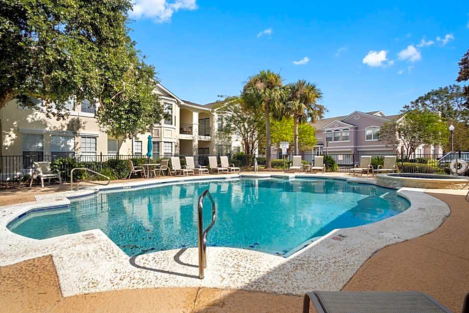 Luxury Condo in Gulfport