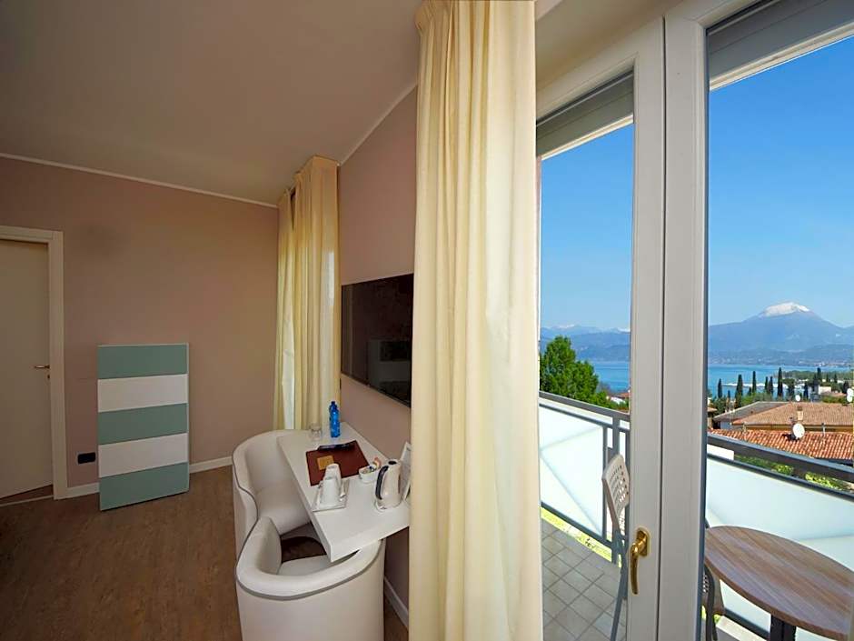 Hotel Clarin 14 by Dori