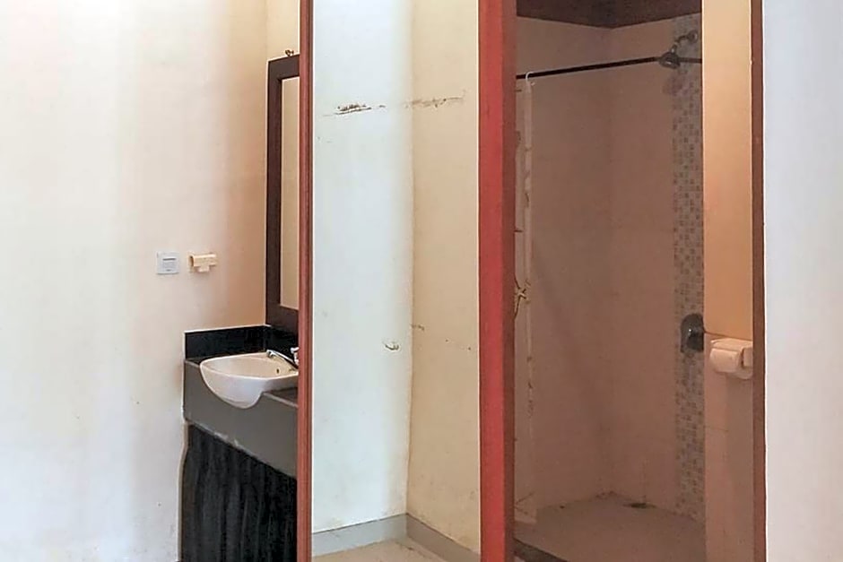 Donna Homestay RedPartner