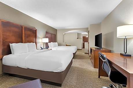 Queen Suite with Two Queen Beds - Non-Smoking