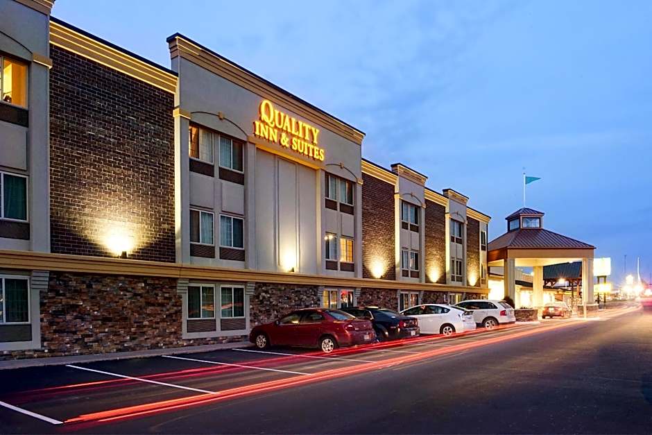 Quality Inn & Suites Ames Conference Center Near ISU Campus