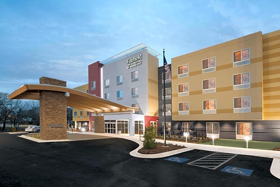 Fairfield Inn & Suites by Marriott El Dorado