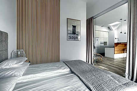 One-Bedroom Apartment with Balcony