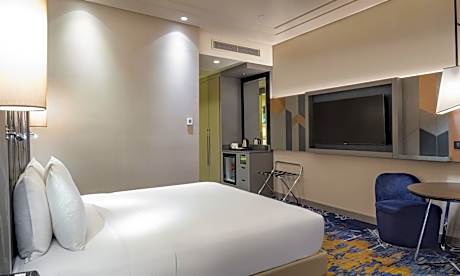 King Room - Mobility Accessible