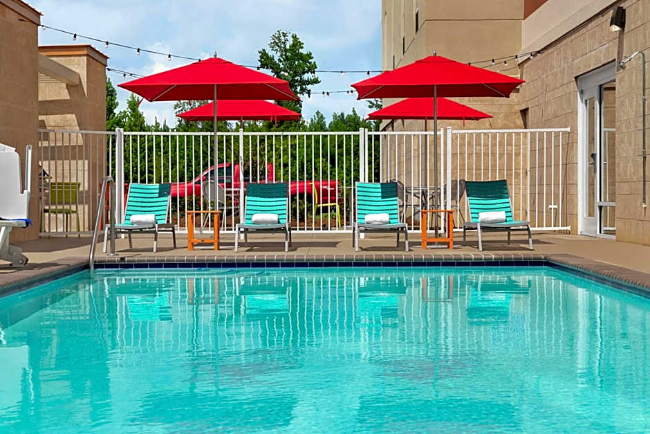 Home2 Suites By Hilton Savannah Airport