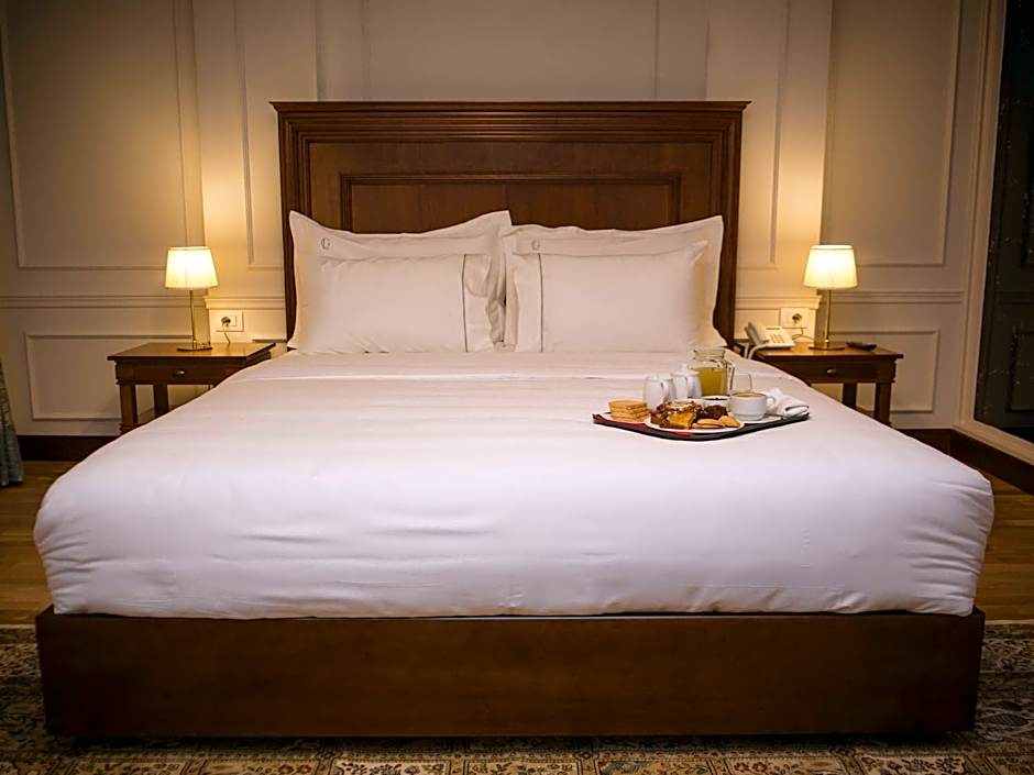 Hotel Opera