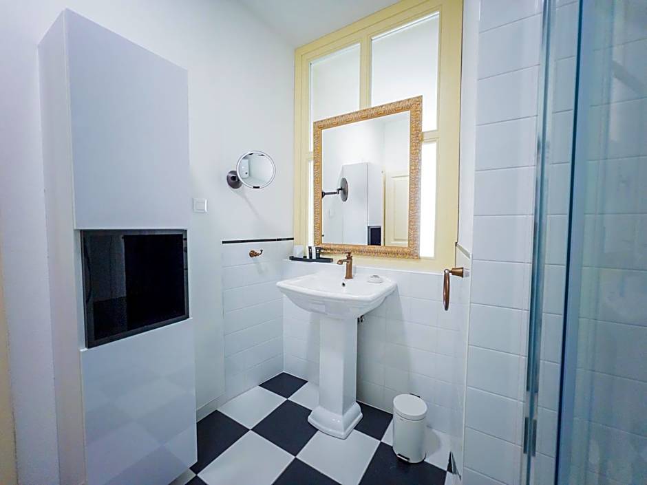 Opera apartments - Mestský palác