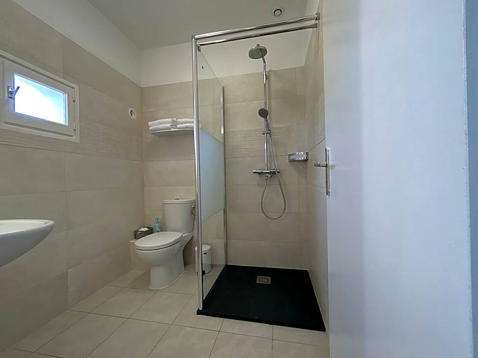 Hôtel Punta e Mare des Chambres ou des Appartements T2