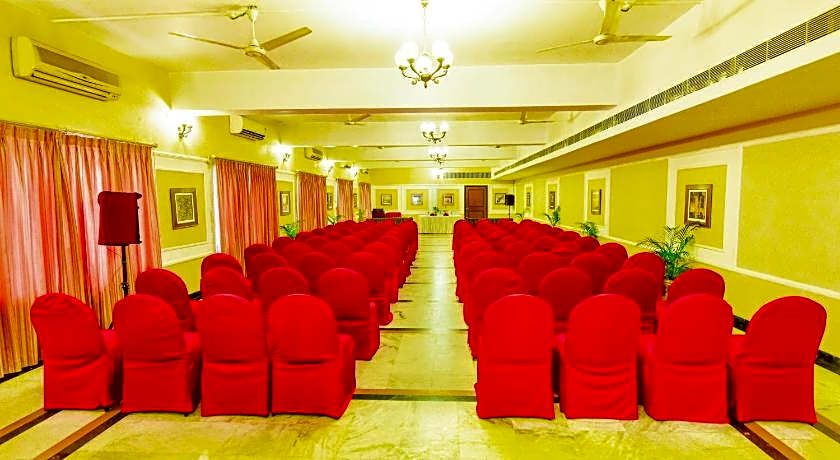 Hotel Swosti Premium