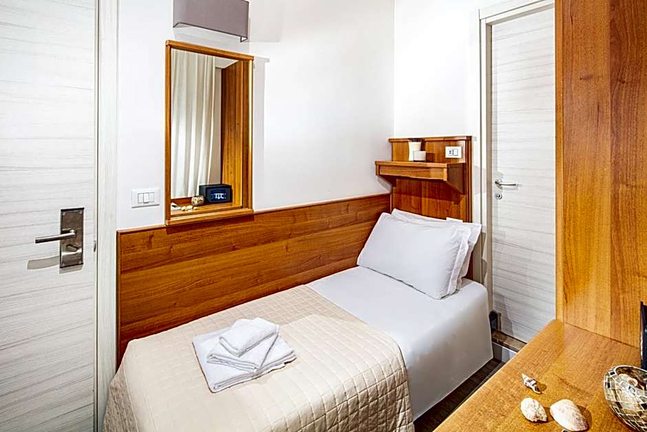 Hotel Pigalle