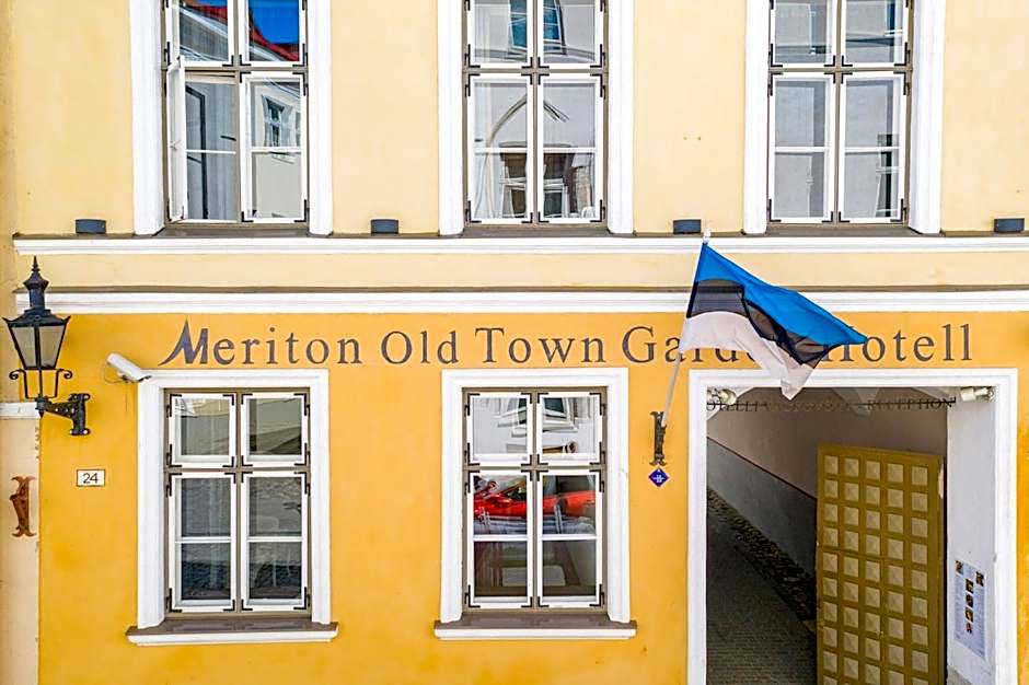 Meriton Old Town Garden Hotel