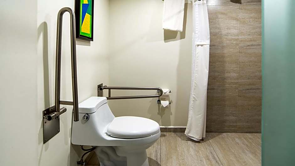 Holiday Inn Mexico Dali Airport By IHG