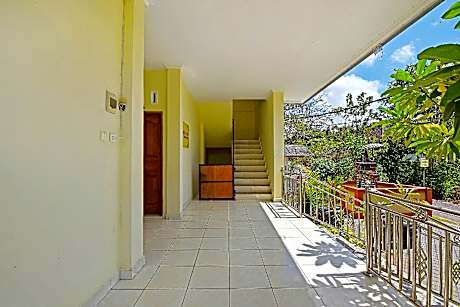 OYO Life 90675 Ld Residence