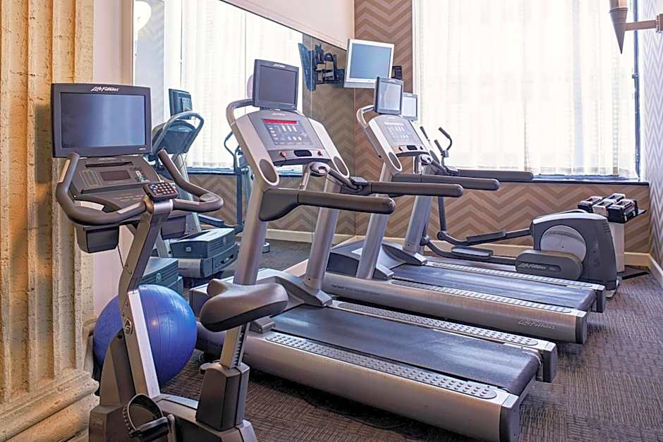 Residence Inn by Marriott Columbus Downtown
