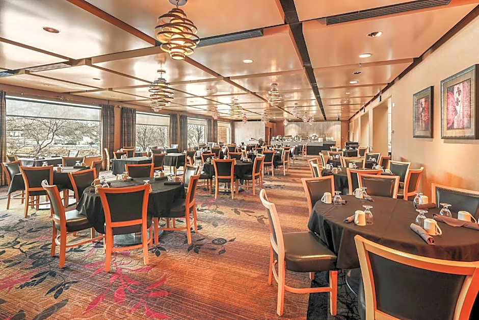 Crowne Plaza Minneapolis West By IHG