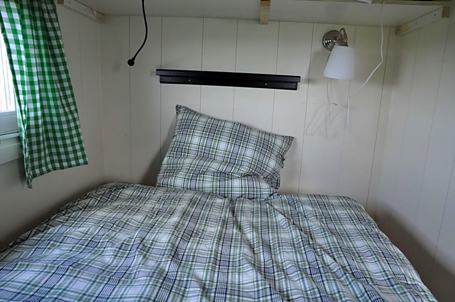 Your nice waggon at the Cow's Paradise