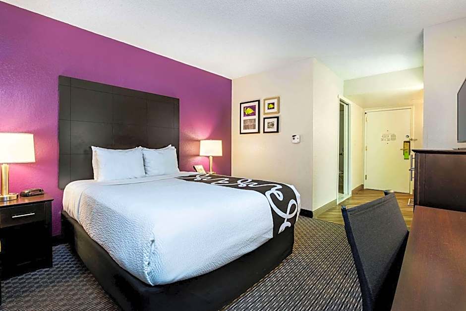 La Quinta Inn & Suites by Wyndham Fort Lauderdale Tamarac